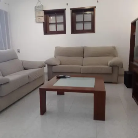 بيت للعطل House Sea View موليدو